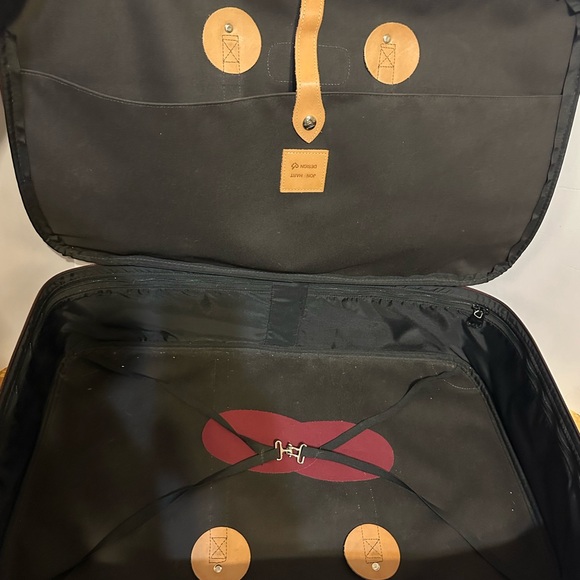 Jon Hart Design Maroon and Tan Travel Bag - Picture 11 of 15